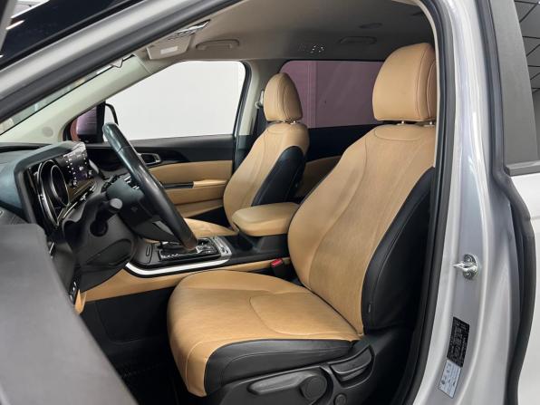 Kia Carnival IV с пробегом 2021 года, цена 3 700 000 рублей, 49142 км, минивэн, Автокод Объявления
