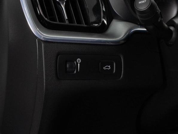 Volvo XC60 II с пробегом 2020 года, цена 4 409 000 рублей, 73042 км, внедорожник, Автокод Объявления