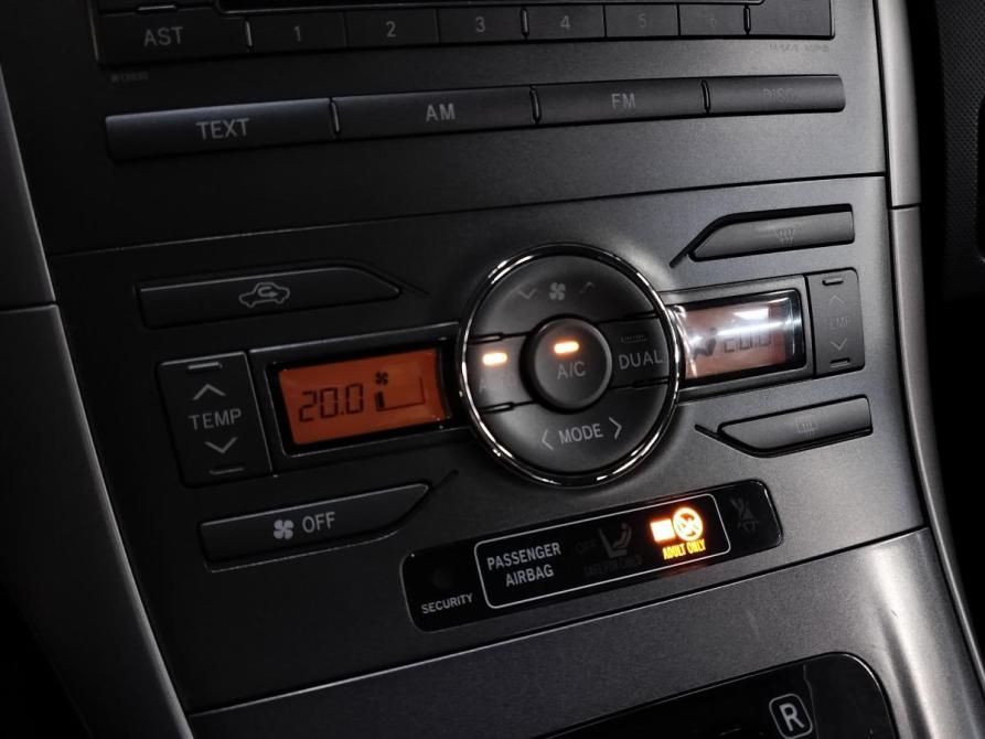 Toyota Auris I Санкт-Петербург  - изображение 11