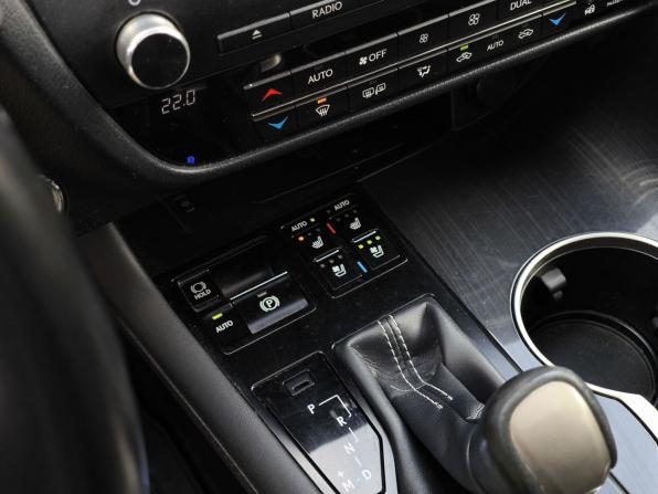Lexus RX IV с пробегом 2019 года, цена 3 446 000 рублей, 171685 км, внедорожник, Автокод Объявления