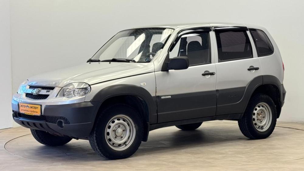 Chevrolet Niva I Рестайлинг Киров  - изображение 1