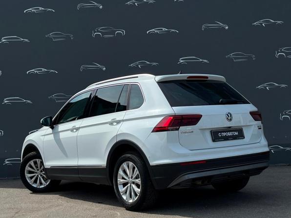 Volkswagen Tiguan II с пробегом 2017 года, цена 2 798 700 рублей, 98136 км, внедорожник, Автокод Объявления