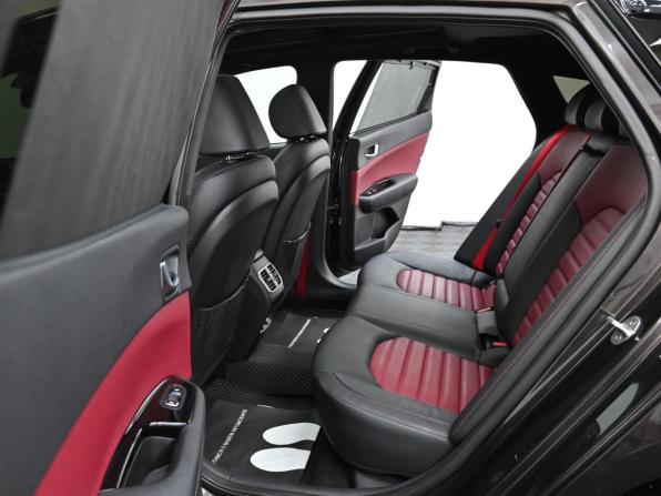 Kia Optima IV Рестайлинг с пробегом 2019 года, цена 2 099 000 рублей, 99000 км, седан, Автокод Объявления
