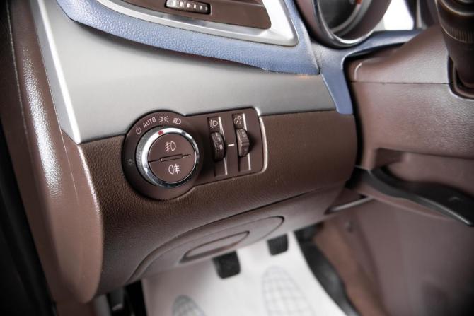 Opel Mokka I с пробегом 2013 года, цена 659 000 рублей, 272000 км, внедорожник, Автокод Объявления