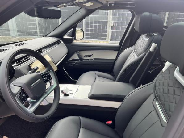 Новый Land Rover Range Rover V 2025 года, цена 27 990 000 рублей, внедорожник, Автокод Объявления