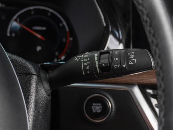 Kia Mohave I Рестайлинг 2 с пробегом 2019 года, цена 4 139 000 рублей, 126978 км, внедорожник, Автокод Объявления
