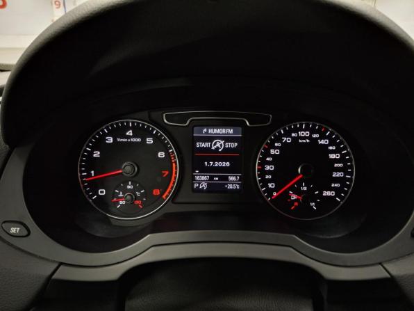 Audi Q3 I (8U) с пробегом 2013 года, цена 1 699 000 рублей, 163866 км, внедорожник, Автокод Объявления