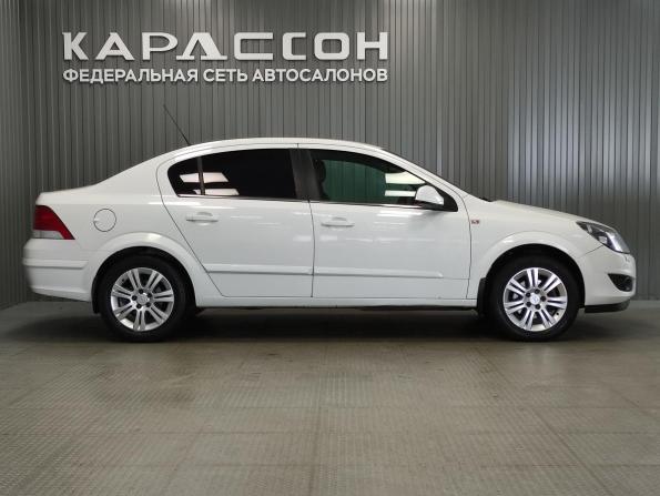 Opel Astra H Рестайлинг с пробегом 2011 года, цена 570 000 рублей, 173236 км, седан, Автокод Объявления
