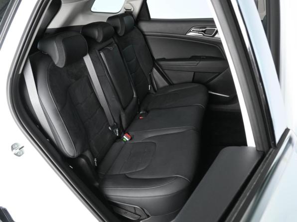 Kia Sportage V Рестайлинг с пробегом 2026 года, цена 4 099 000 рублей, 69 км, внедорожник, Автокод Объявления