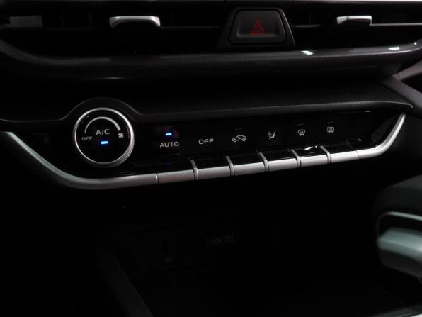 Changan Eado Plus с пробегом 2023 года, цена 2 089 000 рублей, 631 км, седан, Автокод Объявления