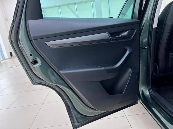 Skoda Karoq I с пробегом 2020 года, цена 2 330 000 рублей, 113168 км, внедорожник, Автокод Объявления