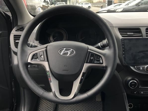 Hyundai Solaris I Рестайлинг с пробегом 2014 года, цена 759 000 рублей, 255002 км, седан, Автокод Объявления