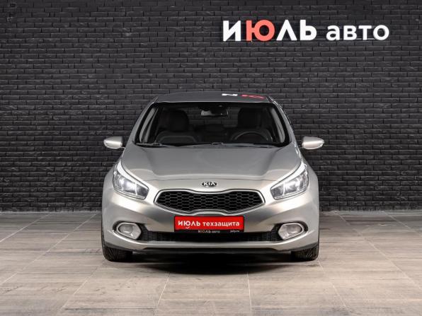 Kia Ceed II с пробегом 2013 года, цена 1 200 000 рублей, 146190 км, универсал, Автокод Объявления