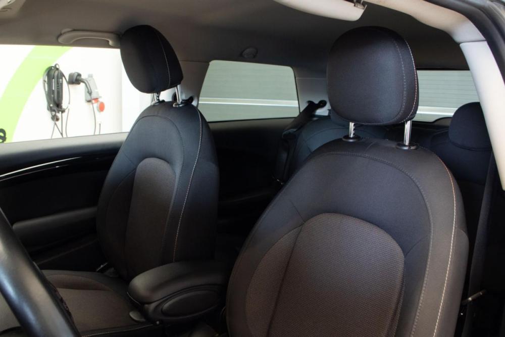 Mini Hatch III (F55/F56) Рестайлинг Москва  - изображение 17