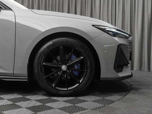 Changan UNI-V I с пробегом 2023 года, цена 2 280 000 рублей, 41754 км, лифтбек, Автокод Объявления