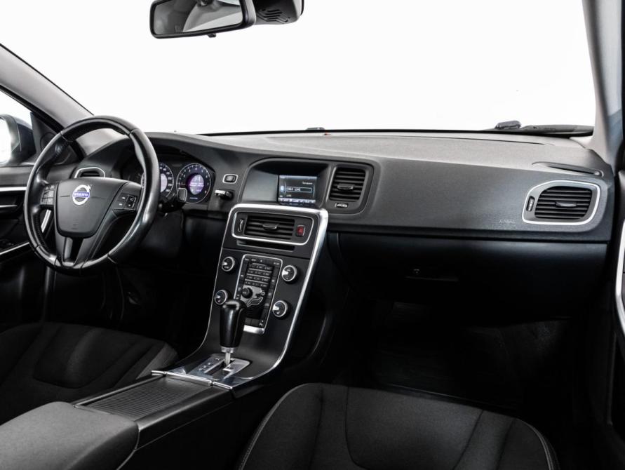 Volvo S60 II Санкт-Петербург  - изображение 10