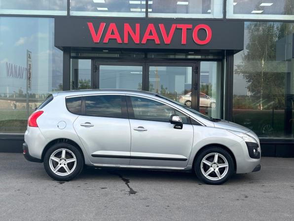 Peugeot 3008 I с пробегом 2011 года, цена 889 000 рублей, 142892 км, внедорожник, Автокод Объявления