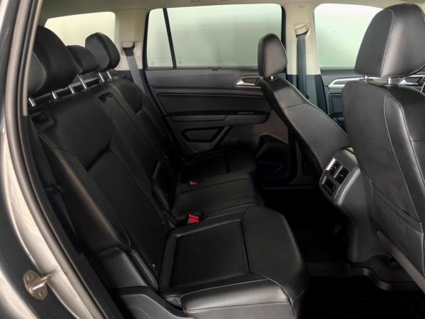 Volkswagen Teramont I с пробегом 2018 года, цена 3 175 000 рублей, 166050 км, внедорожник, Автокод Объявления