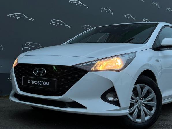 Hyundai Solaris II Рестайлинг с пробегом 2021 года, цена 1 543 200 рублей, 51572 км, седан, Автокод Объявления