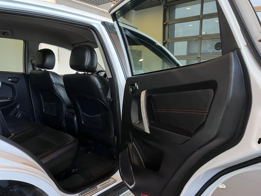 Geely Emgrand X7 I Рестайлинг Чебоксары  - изображение 17