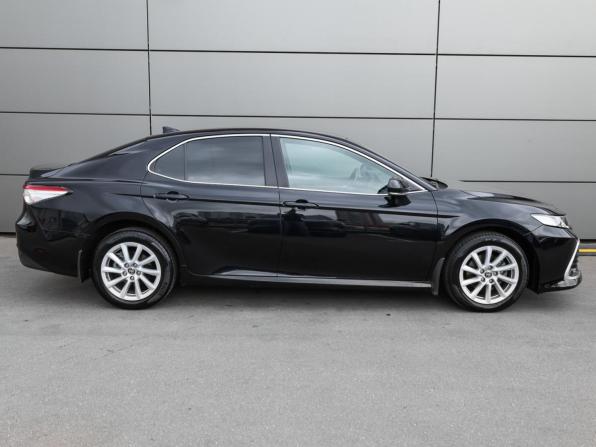 Toyota Camry VIII (XV70) Рестайлинг с пробегом 2021 года, цена 3 049 000 рублей, 61088 км, седан, Автокод Объявления