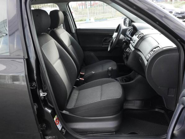 Skoda Fabia II Рестайлинг с пробегом 2012 года, цена 360 000 рублей, 257127 км, универсал, Автокод Объявления