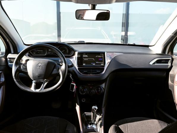 Peugeot 2008 I с пробегом 2014 года, цена 765 000 рублей, 129766 км, внедорожник, Автокод Объявления
