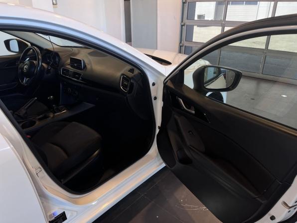 Mazda 3 III (BM) с пробегом 2013 года, цена 1 165 000 рублей, 135639 км, седан, Автокод Объявления