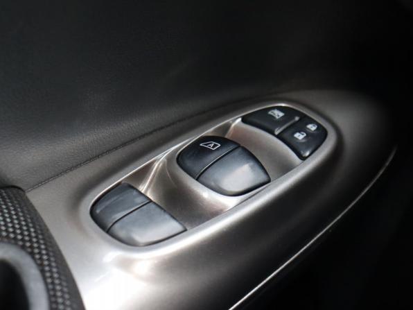 Nissan Juke I с пробегом 2013 года, цена 1 035 000 рублей, 138458 км, внедорожник, Автокод Объявления