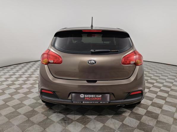 Kia Ceed II с пробегом 2013 года, цена 935 000 рублей, 231117 км, хэтчбек, Автокод Объявления