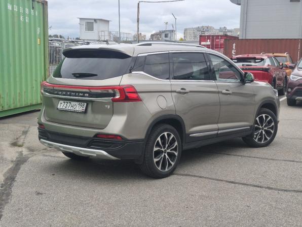 Forthing T5 I с пробегом 2024 года, цена 1 749 000 рублей, 16666 км, внедорожник, Автокод Объявления