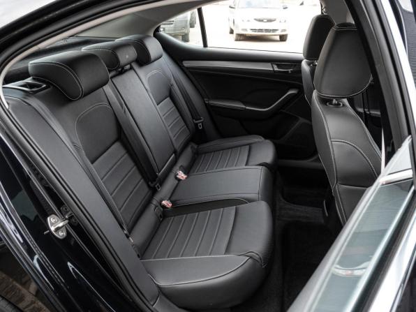 Skoda Superb III Рестайлинг с пробегом 2025 года, цена 3 230 000 рублей, 43 км, лифтбек, Автокод Объявления