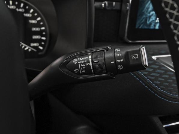 Haval Jolion I с пробегом 2023 года, цена 1 799 111 рублей, 68387 км, внедорожник, Автокод Объявления