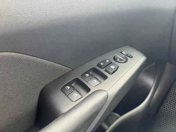 Hyundai Solaris II с пробегом 2018 года, цена 1 450 000 рублей, 114142 км, седан, Автокод Объявления