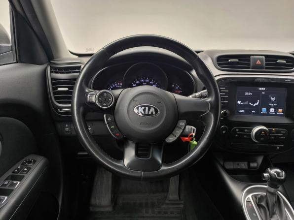Kia Soul II Рестайлинг с пробегом 2018 года, цена 1 549 000 рублей, 88527 км, хэтчбек, Автокод Объявления