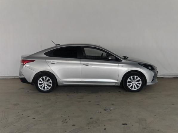 Hyundai Solaris II Рестайлинг с пробегом 2020 года, цена 1 330 000 рублей, 68544 км, седан, Автокод Объявления