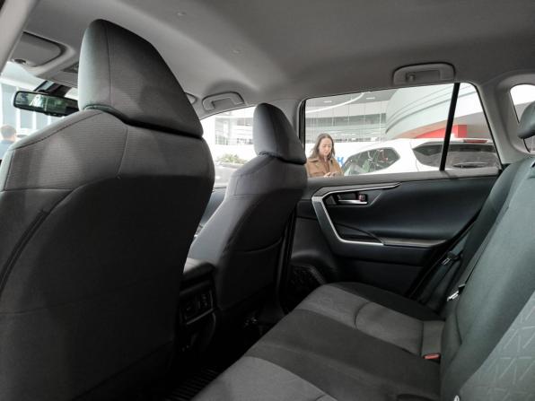 Toyota RAV4 V (XA50) с пробегом 2021 года, цена 4 450 000 рублей, 69167 км, внедорожник, Автокод Объявления