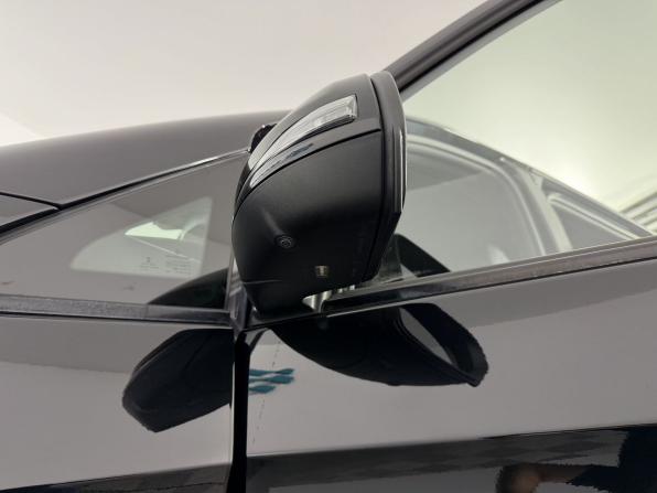 Mercedes-Benz V-Класс III (W447) Рестайлинг с пробегом 2021 года, цена 8 450 000 рублей, 123108 км, минивэн, Автокод Объявления