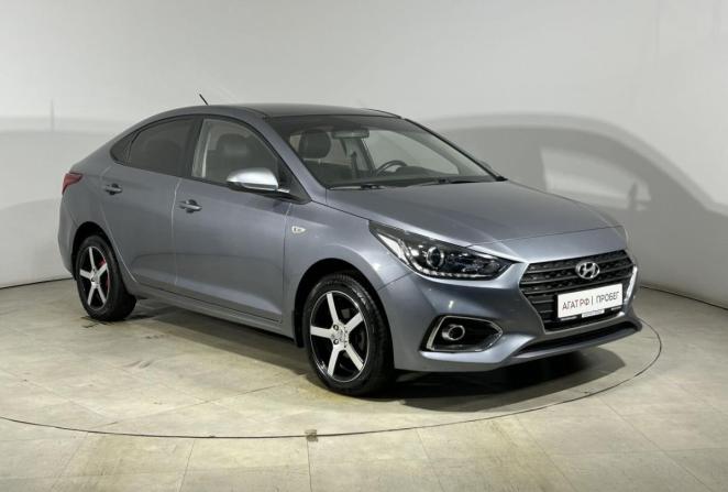 Hyundai Solaris II с пробегом 2018 года, цена 1 370 000 рублей, 131054 км, седан, Автокод Объявления