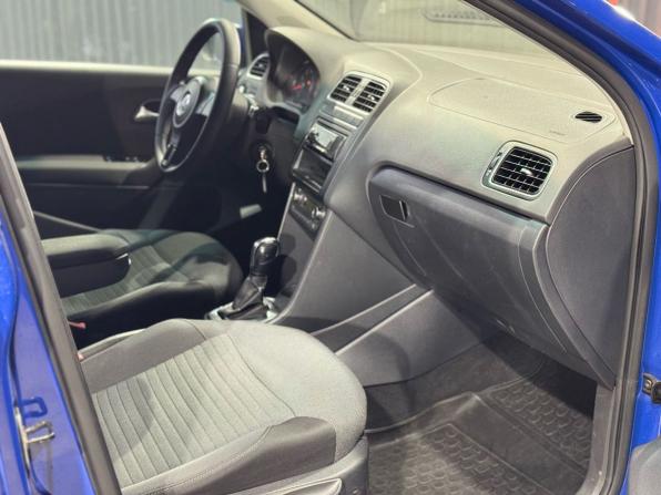 Volkswagen Polo V с пробегом 2011 года, цена 759 000 рублей, 141000 км, хэтчбек, Автокод Объявления