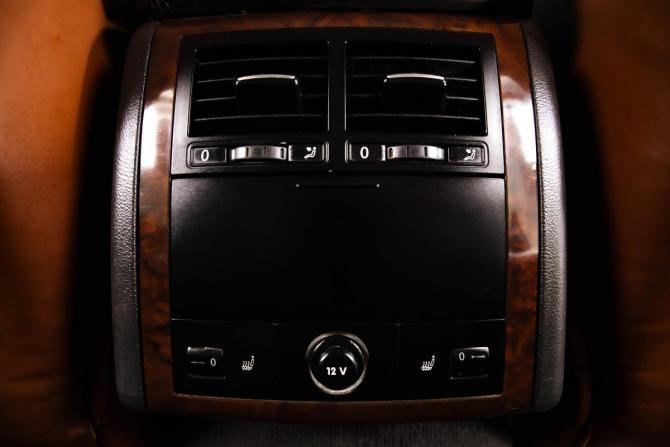 Volkswagen Touareg I Рестайлинг с пробегом 2008 года, цена 1 299 000 рублей, 328889 км, внедорожник, Автокод Объявления