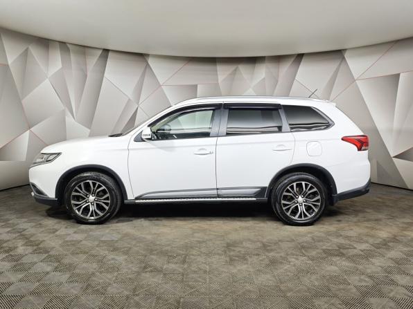 Mitsubishi Outlander III Рестайлинг 2 с пробегом 2015 года, цена 1 488 000 рублей, 196688 км, внедорожник, Автокод Объявления