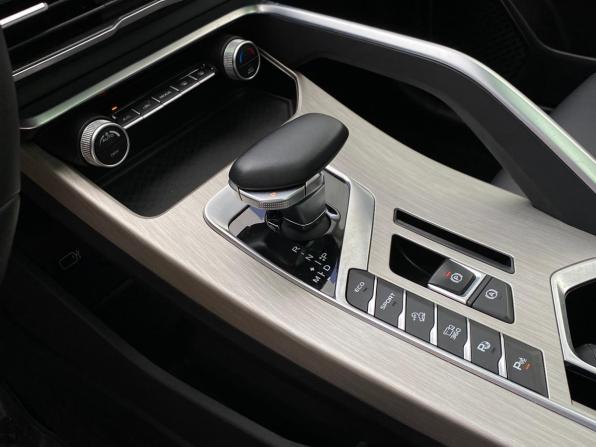 Geely Coolray I с пробегом 2023 года, цена 1 899 000 рублей, 36570 км, внедорожник, Автокод Объявления