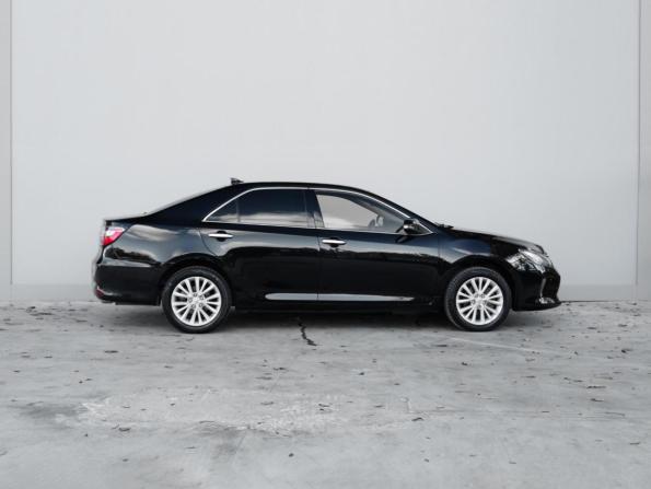 Toyota Camry VII (XV50) Рестайлинг с пробегом 2017 года, цена 2 329 000 рублей, 105879 км, седан, Автокод Объявления