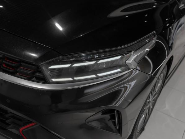 Kia Cerato IV Рестайлинг с пробегом 2022 года, цена 2 395 000 рублей, 106646 км, седан, Автокод Объявления