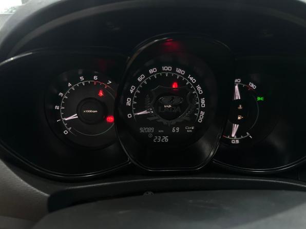 Lada (ВАЗ) Vesta I с пробегом 2016 года, цена 735 000 рублей, 92089 км, седан, Автокод Объявления