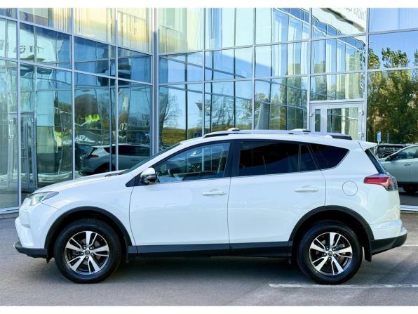 Toyota RAV4 IV (XA40) Рестайлинг с пробегом 2017 года, цена 2 145 000 рублей, 183924 км, внедорожник, Автокод Объявления