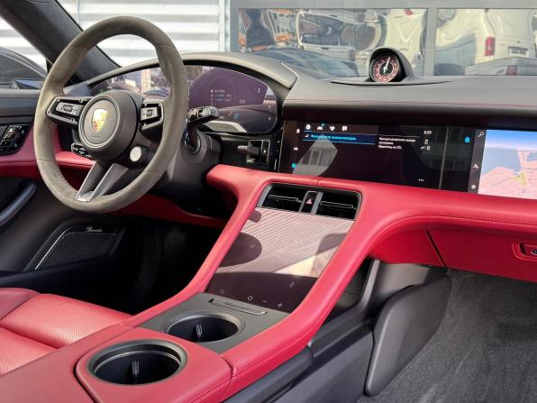 Porsche Taycan I с пробегом 2021 года, цена 12 990 000 рублей, 5680 км, седан, Автокод Объявления