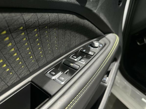 Geely Tugella I Рестайлинг с пробегом 2023 года, цена 2 780 000 рублей, 31524 км, внедорожник, Автокод Объявления