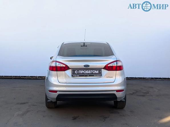 Ford Fiesta Mk6 Рестайлинг с пробегом 2015 года, цена 709 000 рублей, 123182 км, седан, Автокод Объявления